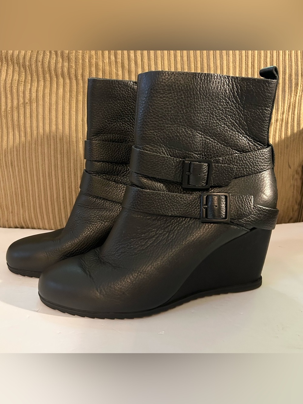Korks Boots Alazani Womens Size 11 Black Leather Wedge Ankle Lug Sole